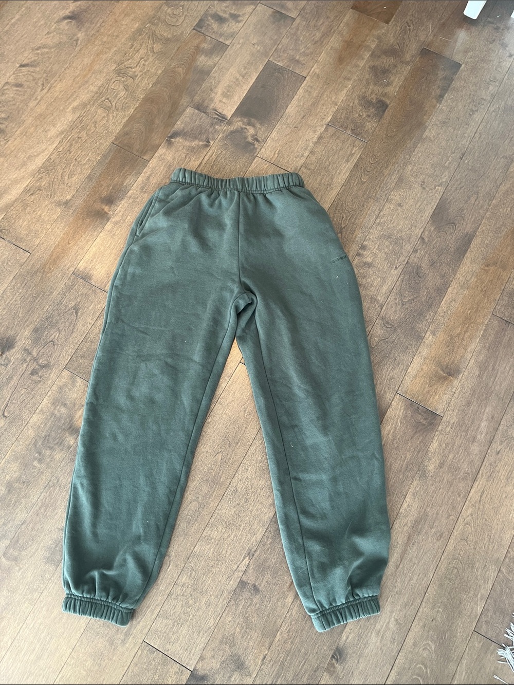 Garage XS green baggy sweatpants